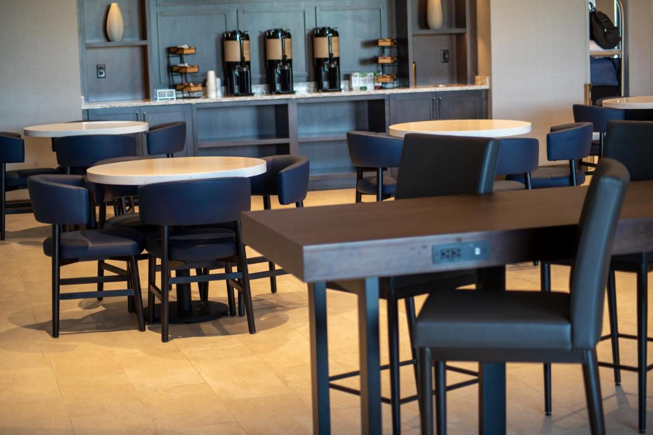Hyatt Place Altoona/des Moines Hotel 3*